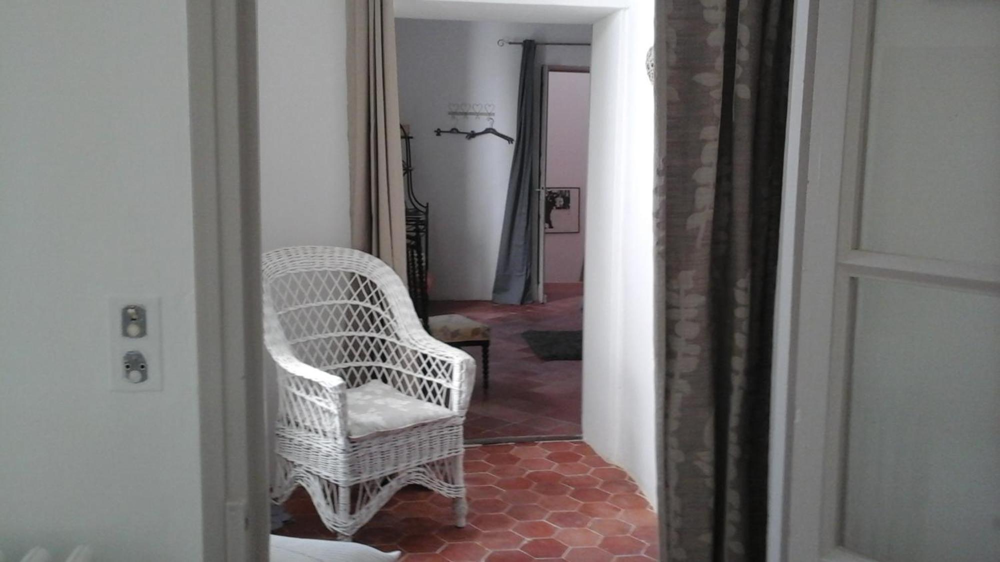 Le Presbytere Bed and Breakfast Rivesaltes Værelse billede