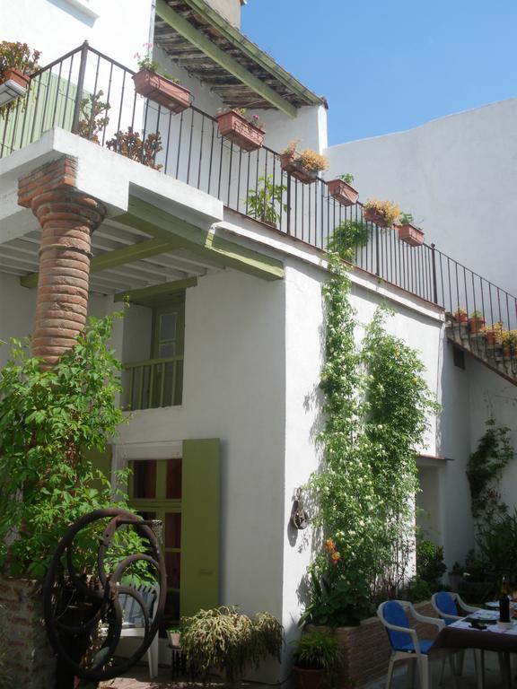 Le Presbytere Bed and Breakfast Rivesaltes Værelse billede